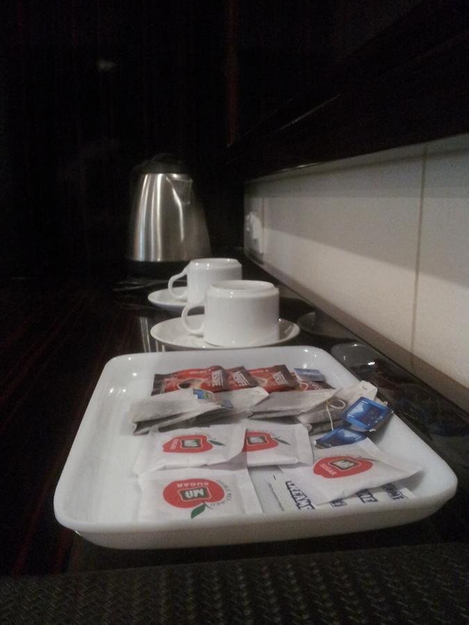 Saffron Hotel Jālna Kamer foto